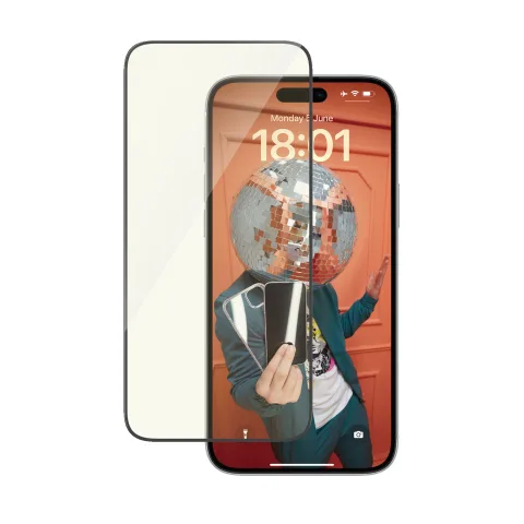 PanzerGlass EyeCARE Screen Protection iPhone 15 Plus | Ultra-Wide Fit w. EasyAligner